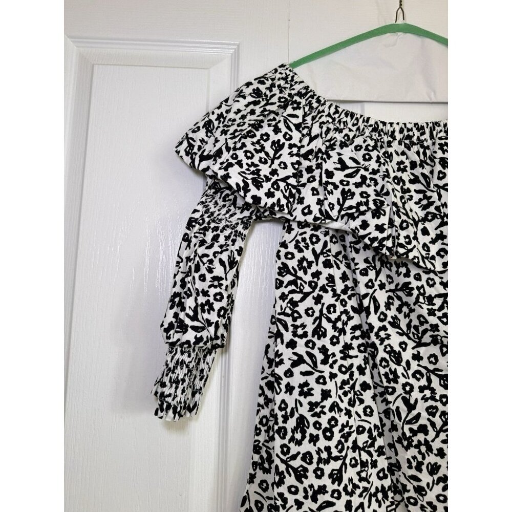 ZARA Off Shoulder Floral Mini Dress Black White Ruffle 3/4 Sleeve M - Picture 2 of 6